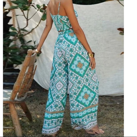 Bohemian two piece set - Picture 16 of 16